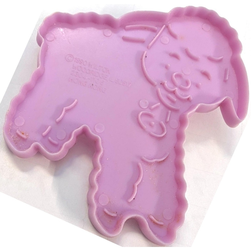 Vintage‎ Wilton Cookie Cutter 1990 Easter Lamb Plastic Purple 3.5" Spring Sheep